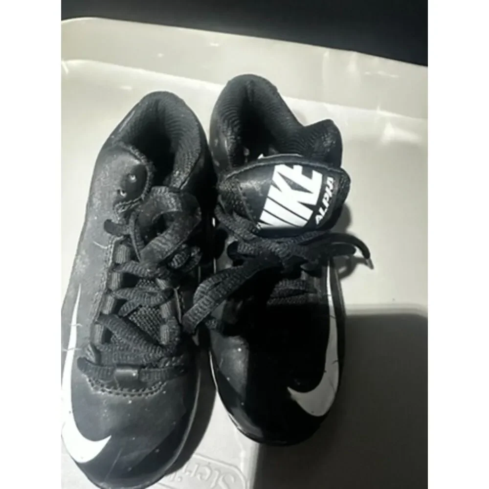 Nike Alpha Black/White Baseball Cleats Size 10c